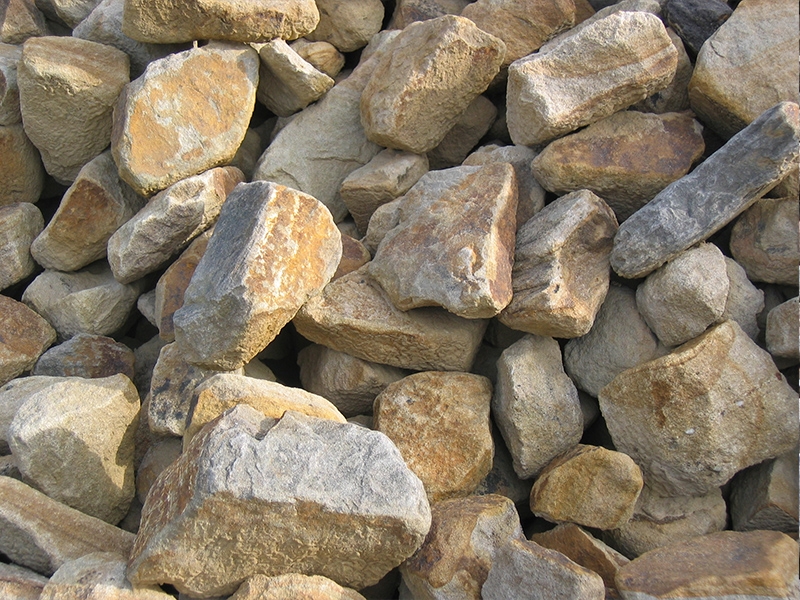 Trockenmauersteine Ibbenbürener Sandstein 15 - 45 cm spaltrau