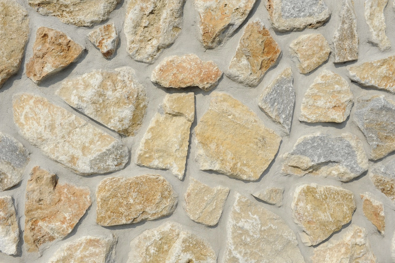 Natursteinverblender Kanton Marmor freie Größen x 4 - 6 cm bruchrau
