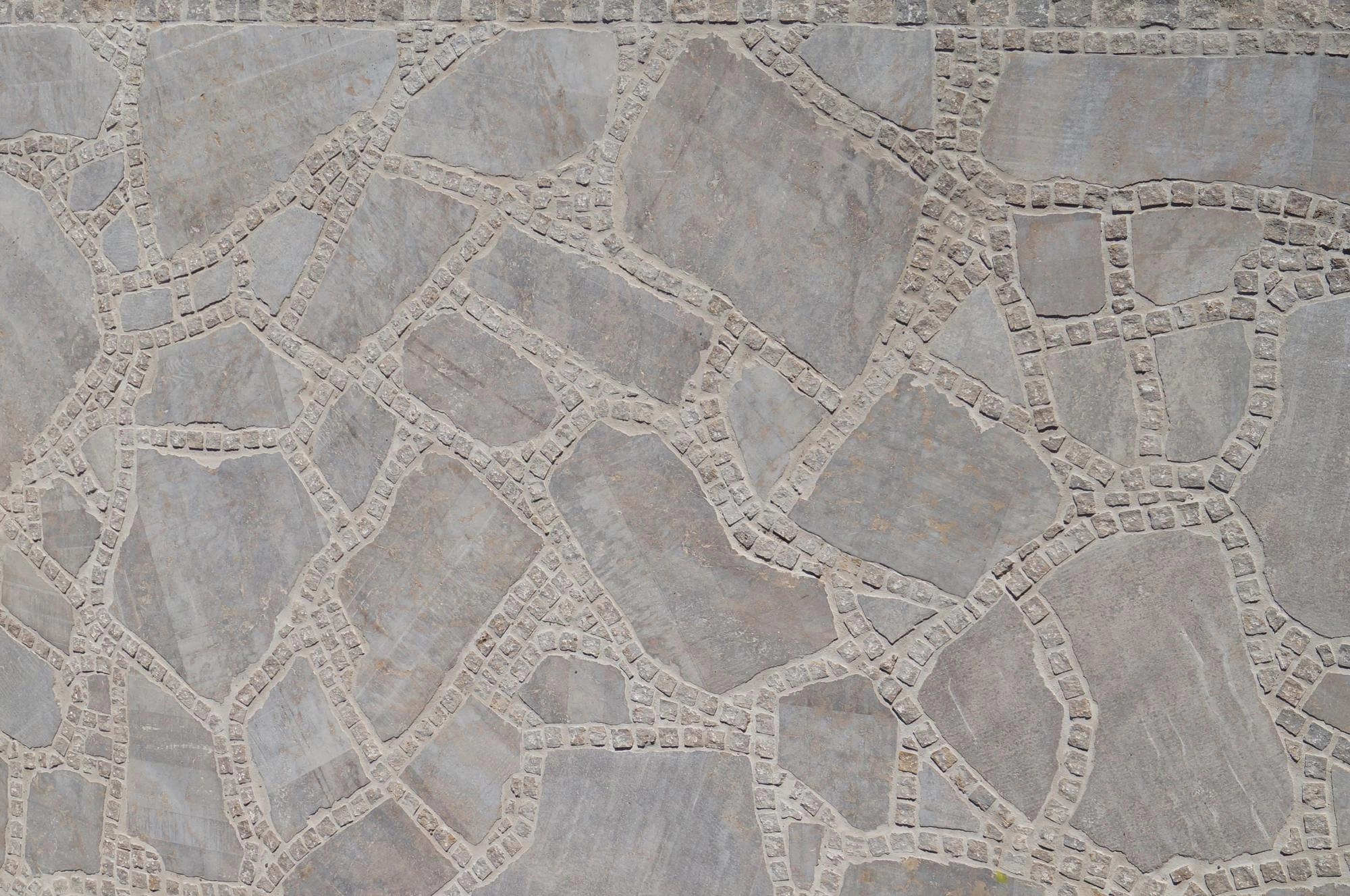 Polygonal und Bruchsteinplatte Muschelkalk 2 - 5 Stk./m², 3 cm stark OF diagesägt